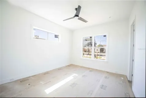 10611 Grand Oaks Boulevard Oxford FL 34484