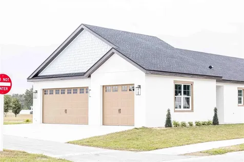 10611 Grand Oaks Boulevard Oxford FL 34484