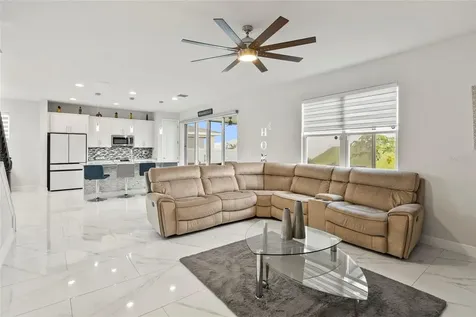 284 Lake Smart Circle Winter Haven FL 33881