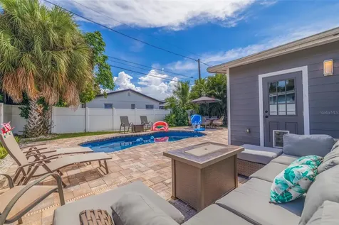 1864 New Hampshire Avenue NE St Petersburg FL 33703