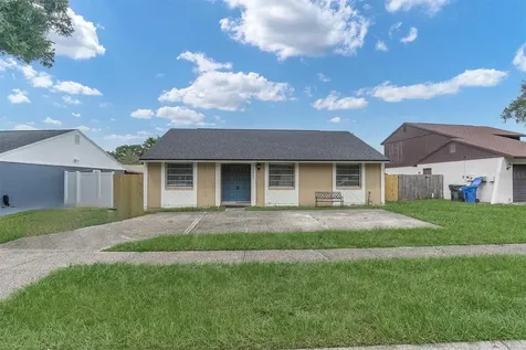 2827 Cedaridge Drive Tampa FL 33618