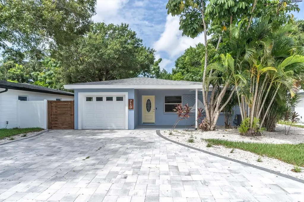 713 Freemont Street S Gulfport FL 33707