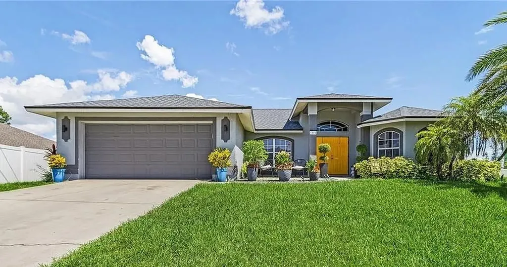 1432 SW 3rd Terrace Cape Coral FL 33991