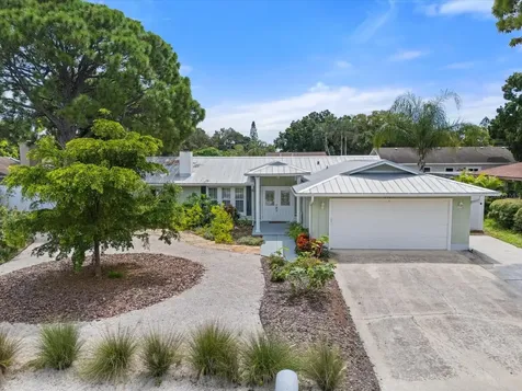 5307 2nd Avenue Drive NW Bradenton FL 34209