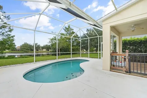 13858 Waterthrush Place Lakewood Ranch FL 34202