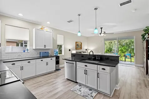 3409 38th Terrace E Bradenton FL 34208
