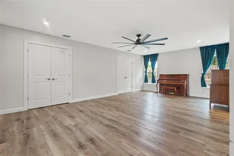 2801 56th Lane N St Petersburg FL 33710