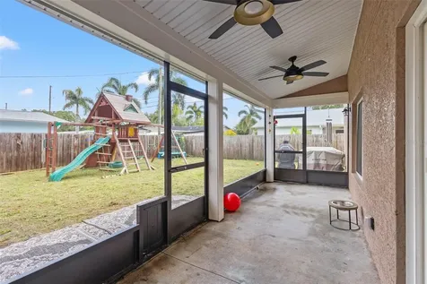 2801 56th Lane N St Petersburg FL 33710