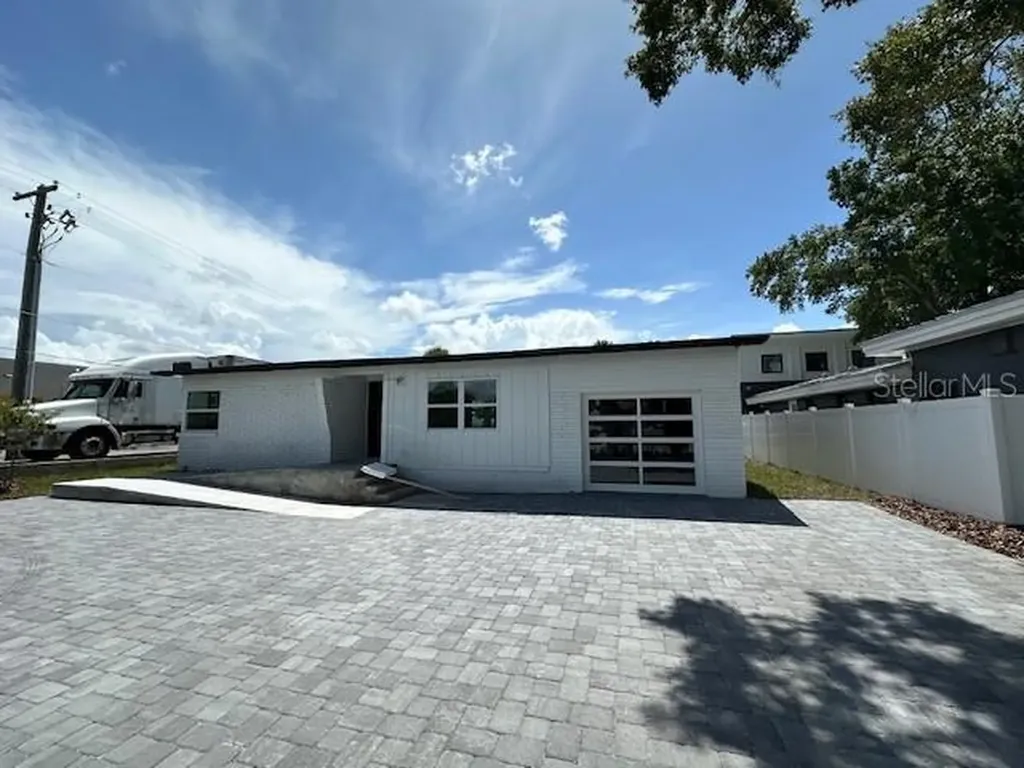 1366 Gene Street Winter Park FL 32789