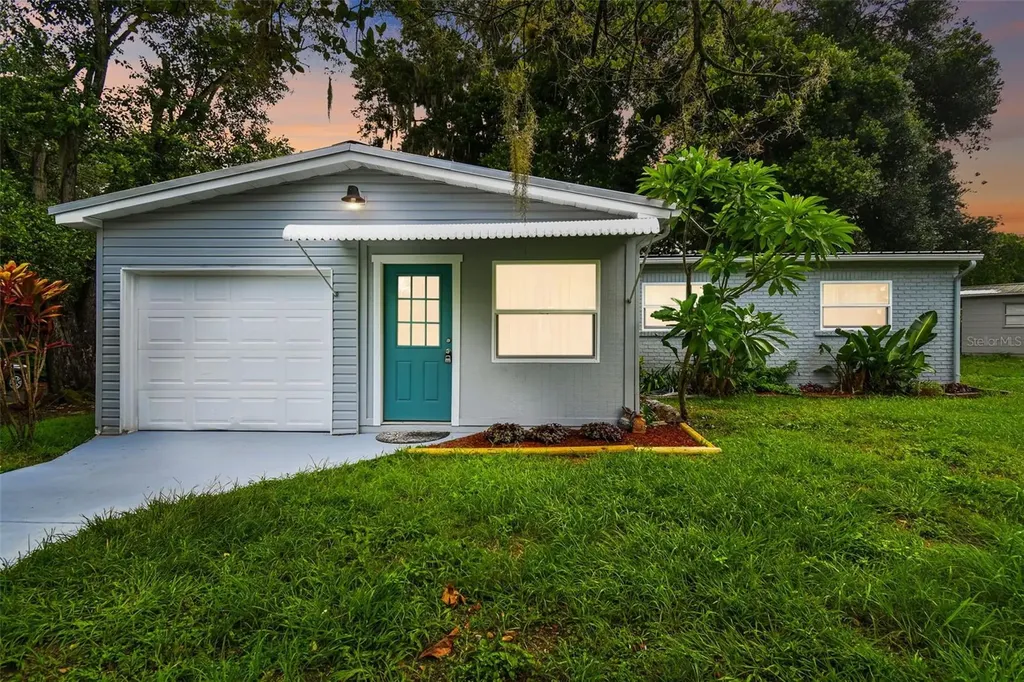 1910 N Temple Street Plant City FL 33563