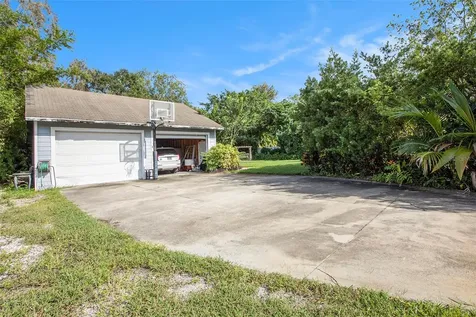 2611 48th Street W Bradenton FL 34209
