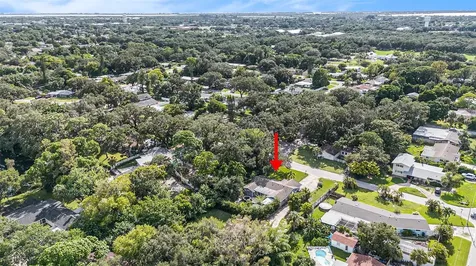 2611 48th Street W Bradenton FL 34209