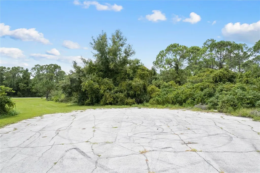 607 Mediterranean Lane Kissimmee FL 34759