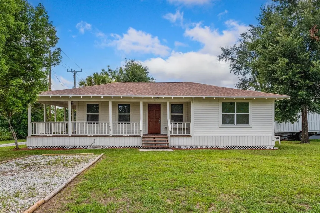 410 E 25th Place Sanford FL 32773