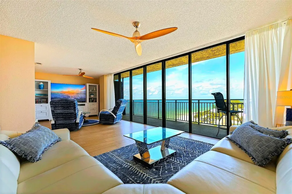 7650 Bayshore Drive Treasure Island FL 33706