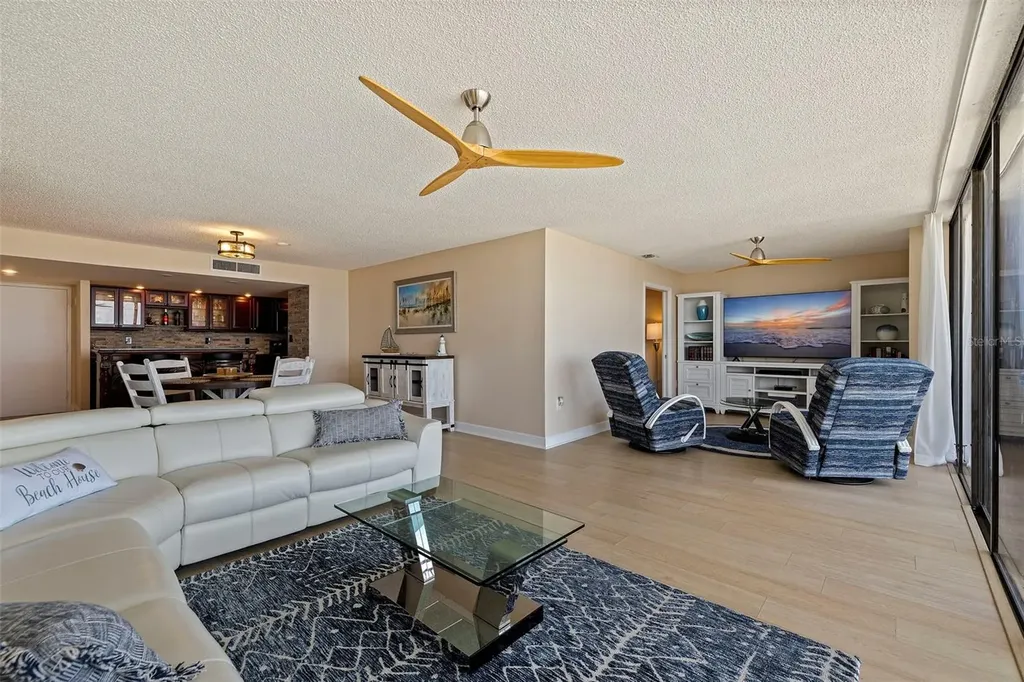 7650 Bayshore Drive Treasure Island FL 33706