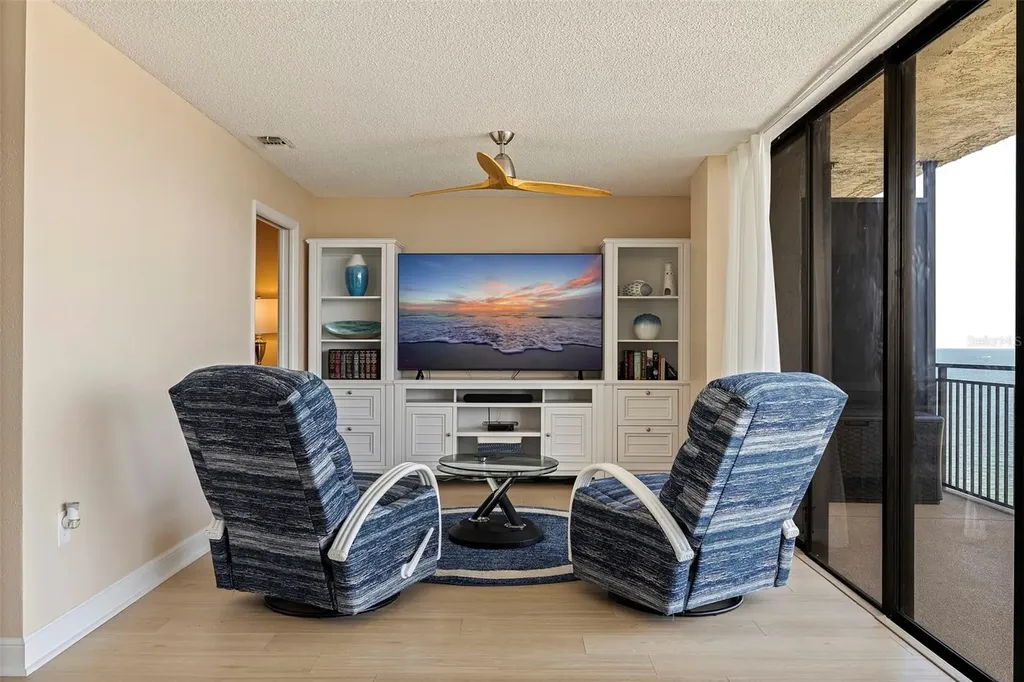 7650 Bayshore Drive Treasure Island FL 33706
