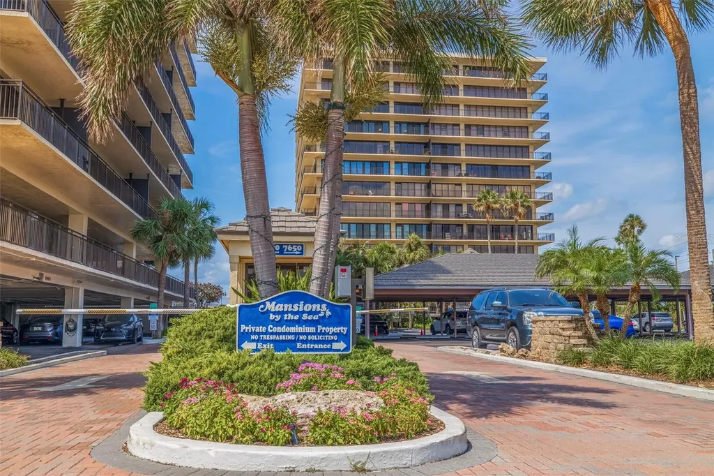 7650 Bayshore Drive Treasure Island FL 33706