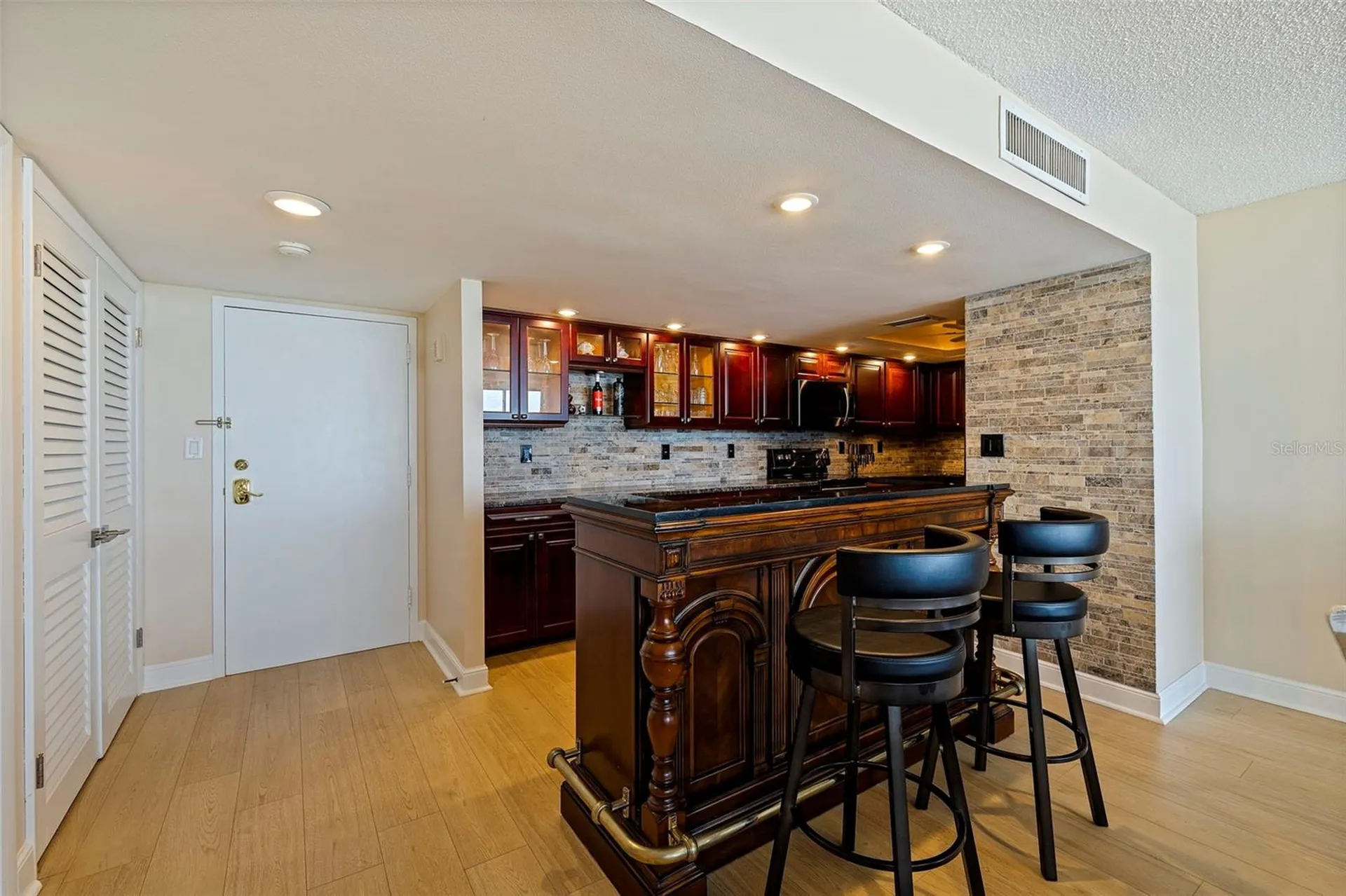 7650 Bayshore Drive Treasure Island FL 33706