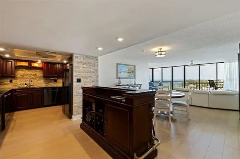 7650 Bayshore Drive Treasure Island FL 33706