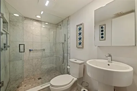 7650 Bayshore Drive Treasure Island FL 33706