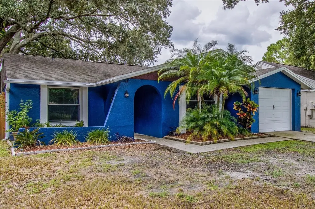 3303 Russett Drive Tampa FL 33618