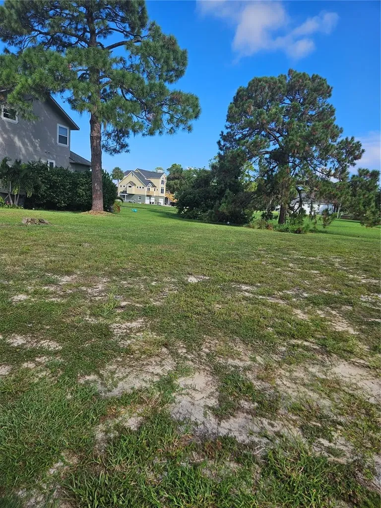 N Pointe Alexis Drive Tarpon Springs FL 34689