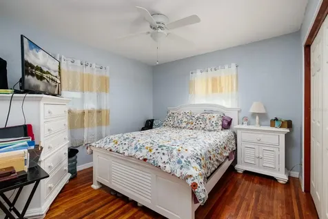 2801 29th Street N St Petersburg FL 33713