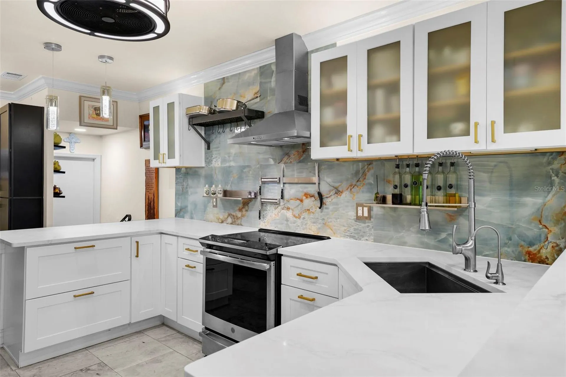 1661 Watermark Circle NE St Petersburg FL 33702