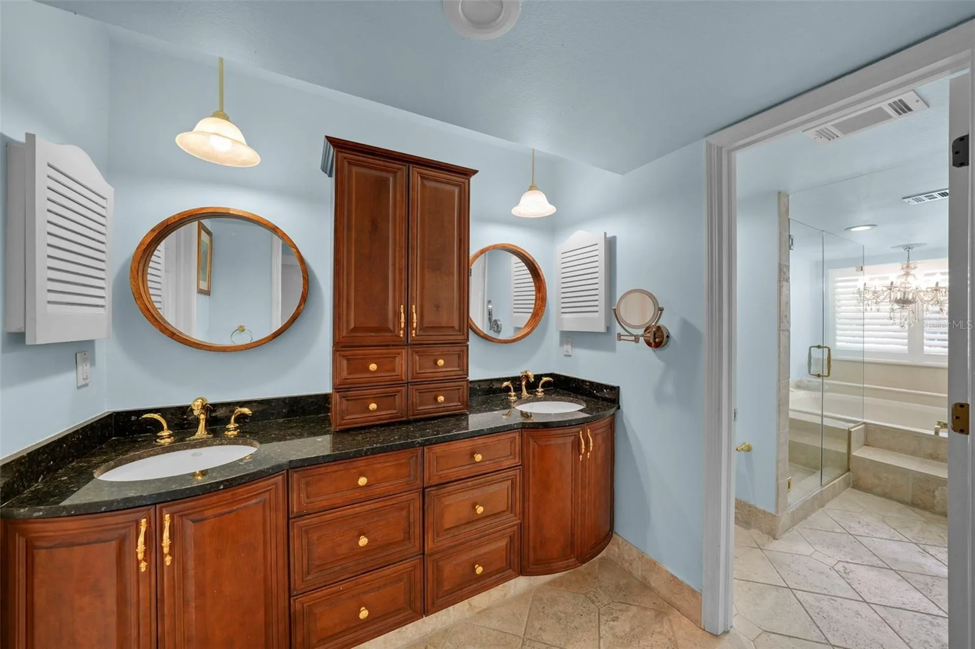 1661 Watermark Circle NE St Petersburg FL 33702