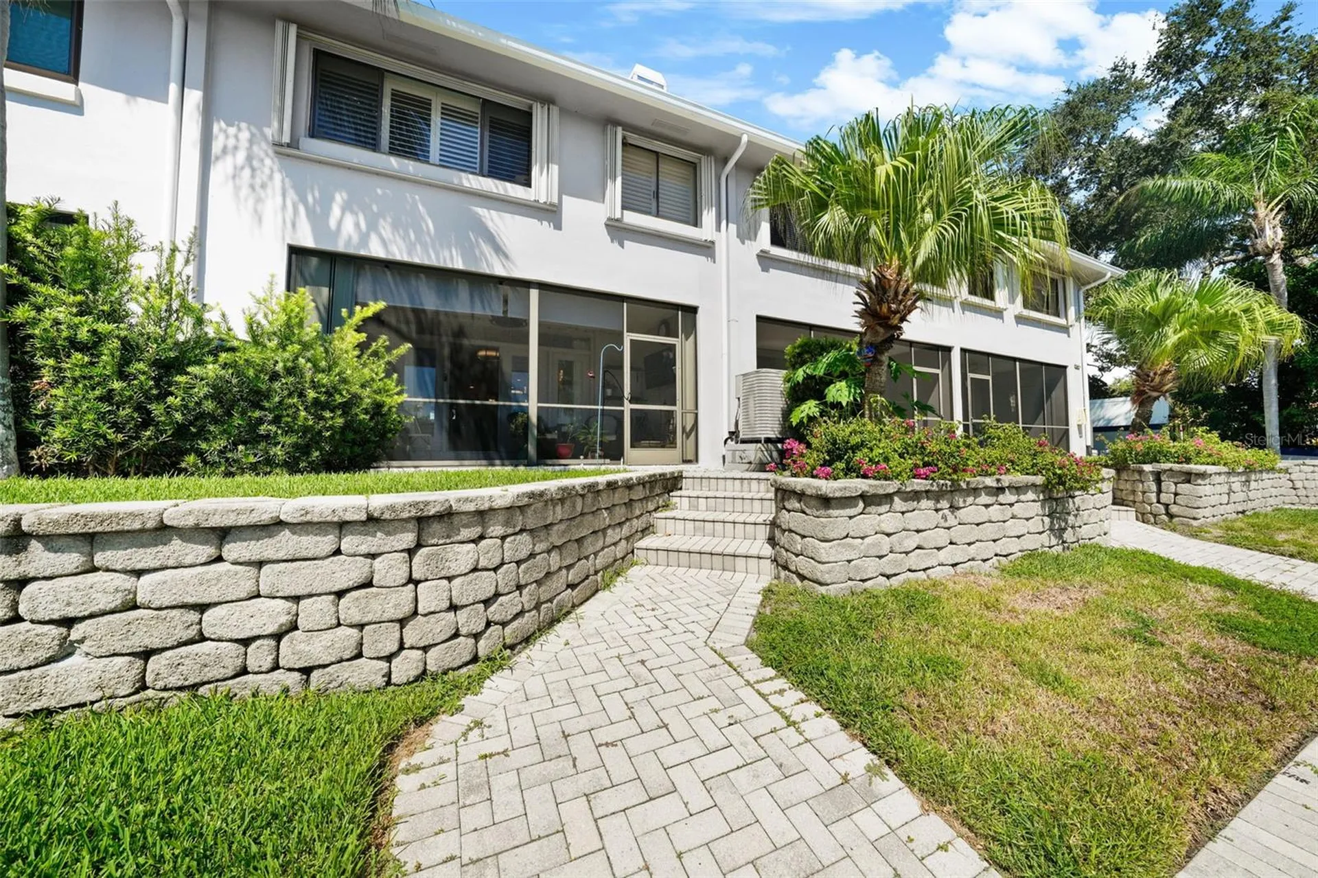 1661 Watermark Circle NE St Petersburg FL 33702