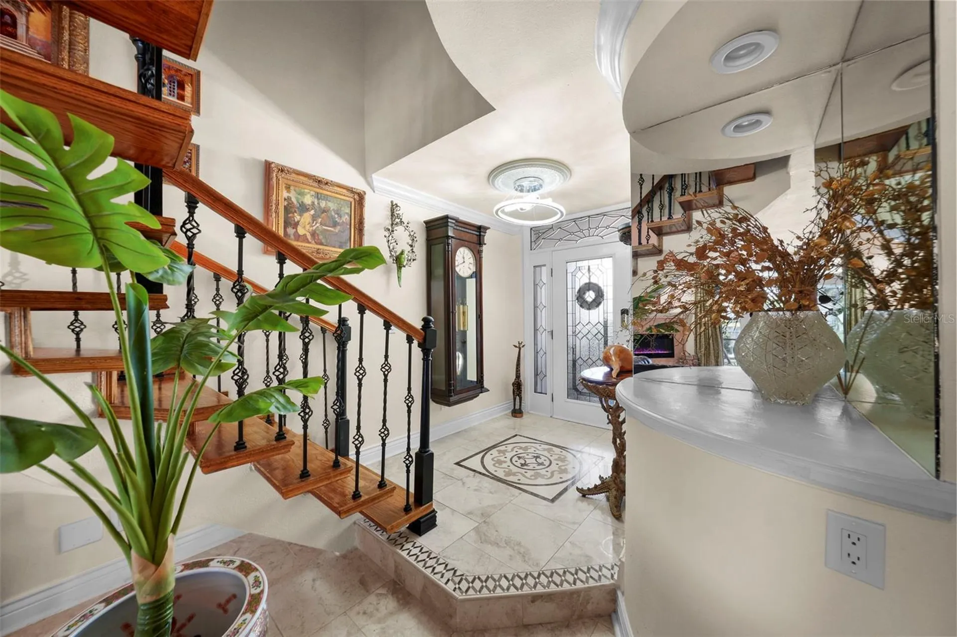 1661 Watermark Circle NE St Petersburg FL 33702