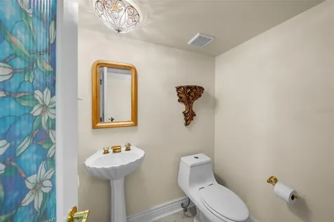 1661 Watermark Circle NE St Petersburg FL 33702