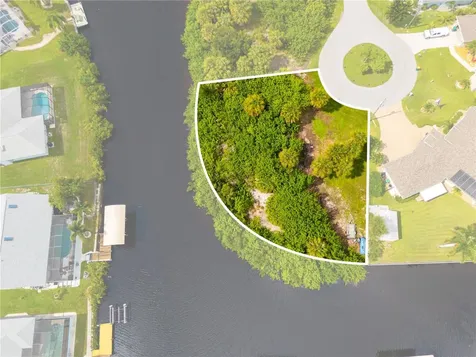 4497 Bayview Street Port Charlotte FL 33948