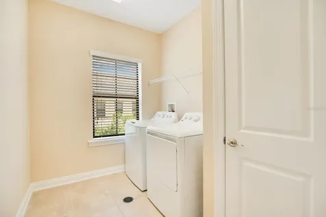 2159 Bosque Alley Orlando FL 32814
