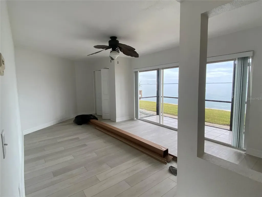 2570 Gary Circle Dunedin FL 34698