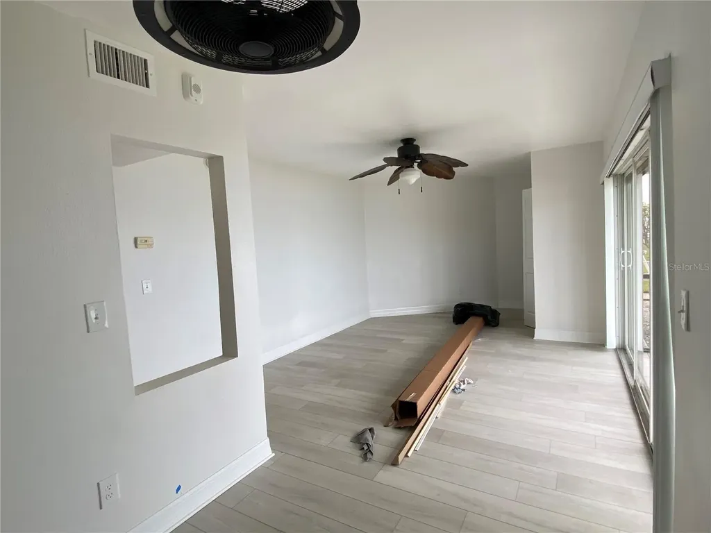 2570 Gary Circle Dunedin FL 34698