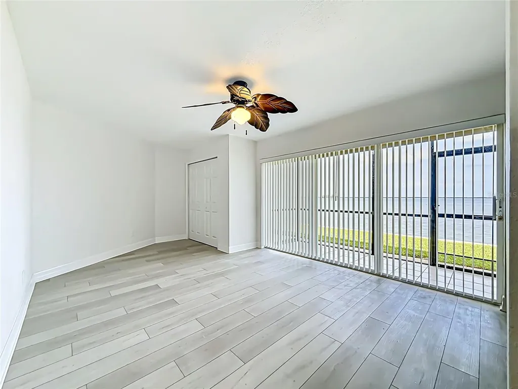 2570 Gary Circle Dunedin FL 34698