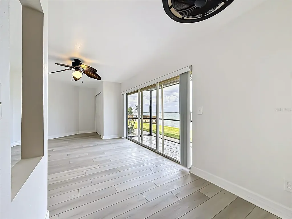 2570 Gary Circle Dunedin FL 34698
