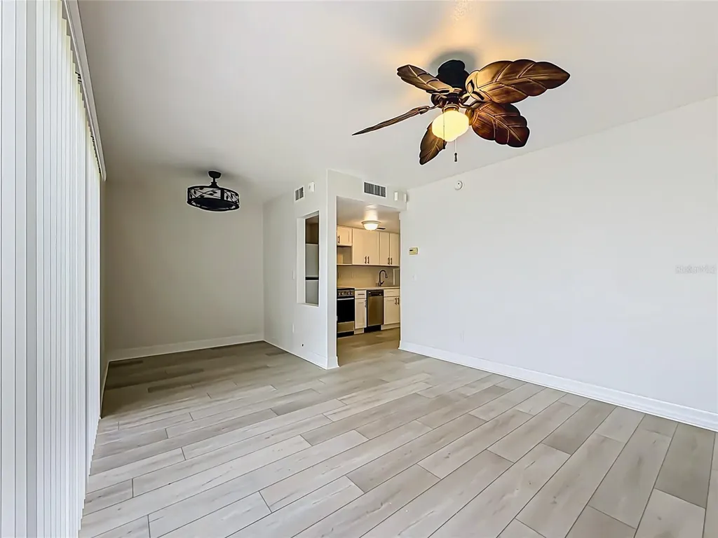 2570 Gary Circle Dunedin FL 34698