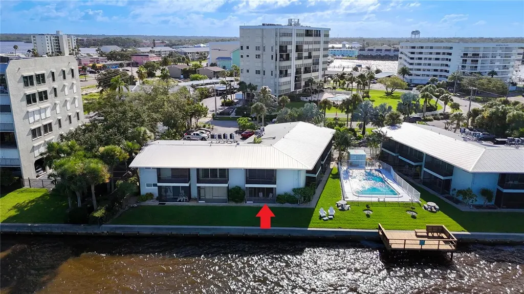 2570 Gary Circle Dunedin FL 34698