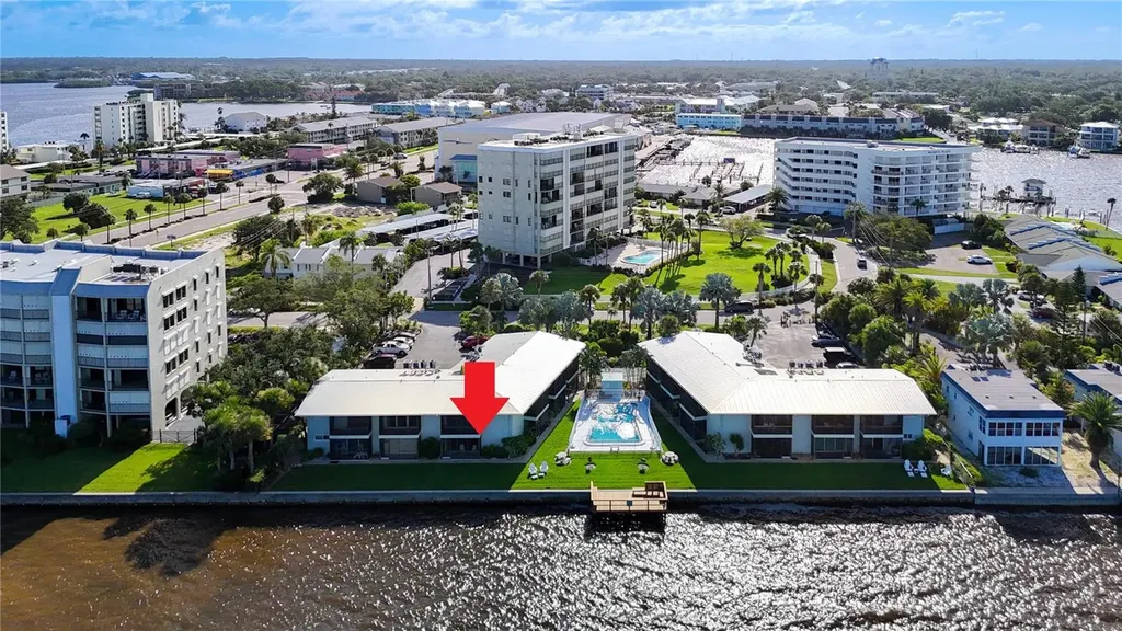 2570 Gary Circle Dunedin FL 34698