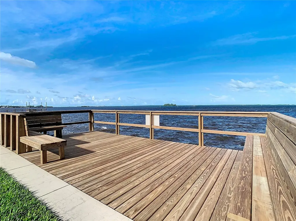 2570 Gary Circle Dunedin FL 34698