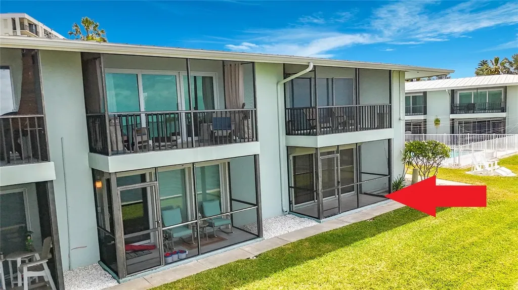 2570 Gary Circle Dunedin FL 34698