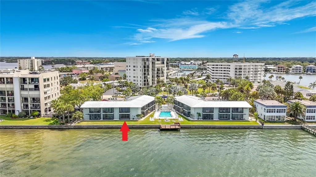 2570 Gary Circle Dunedin FL 34698