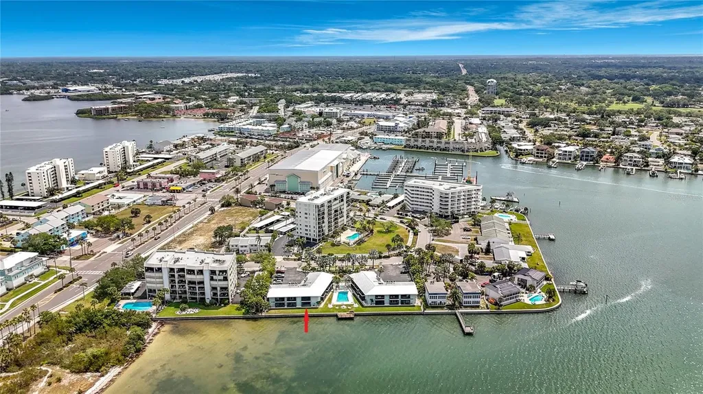 2570 Gary Circle Dunedin FL 34698