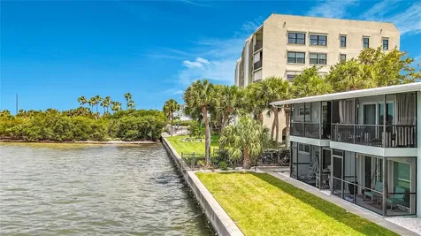 2570 Gary Circle Dunedin FL 34698