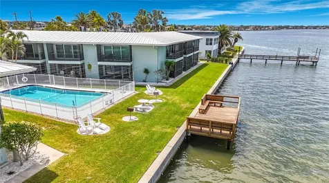 2570 Gary Circle Dunedin FL 34698