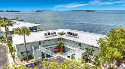 2570 Gary Circle Dunedin FL 34698