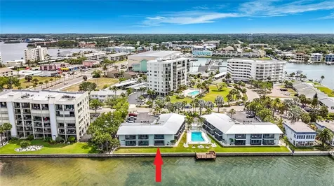 2570 Gary Circle Dunedin FL 34698